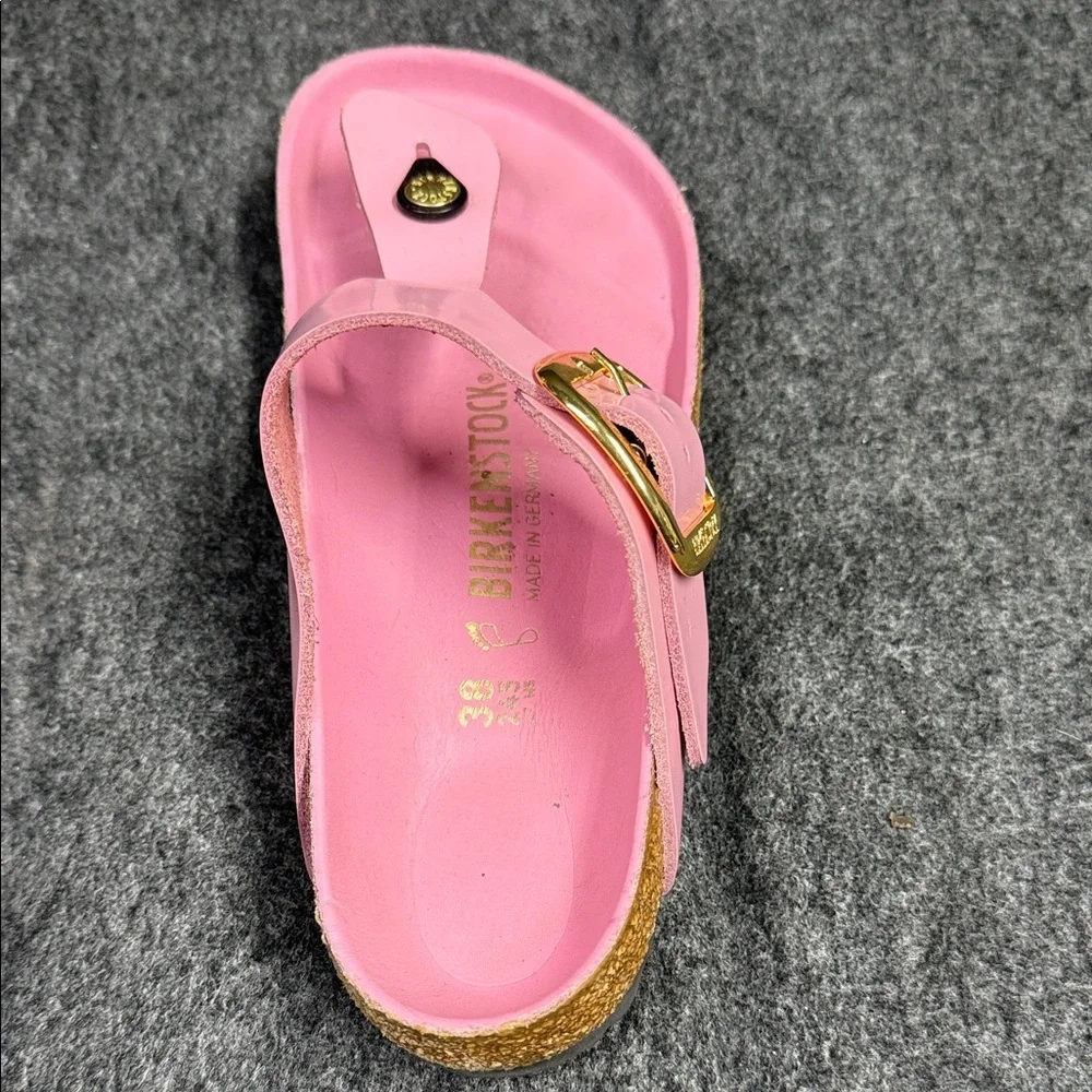 Birkenstock 1 only Right  Pink Sandal with Gold Buckle - Picture 3 of 5